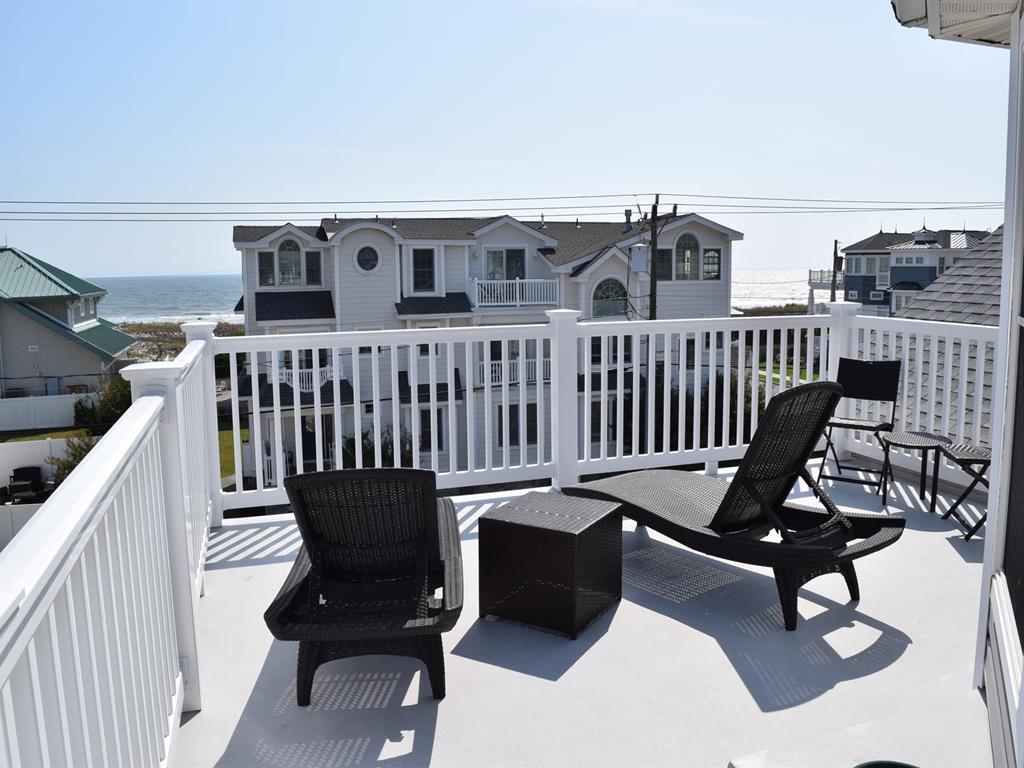 4404 Pleasure Avenue, Sea Isle City (Beach Block)