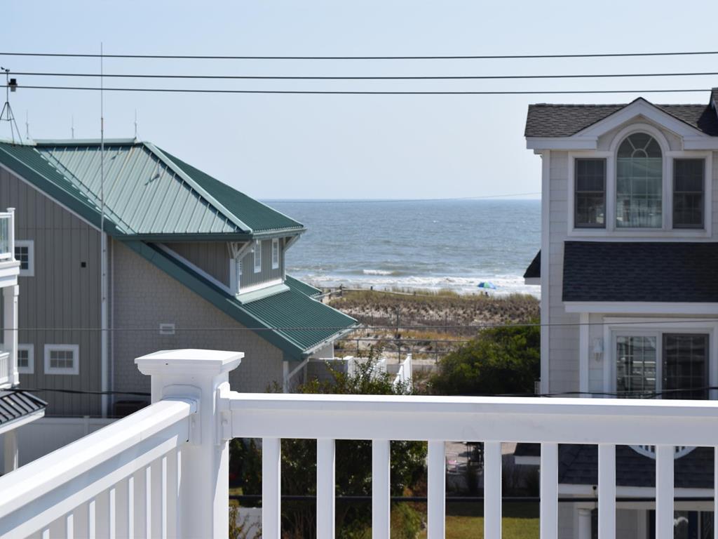 4404 Pleasure Avenue, Sea Isle City (Beach Block)