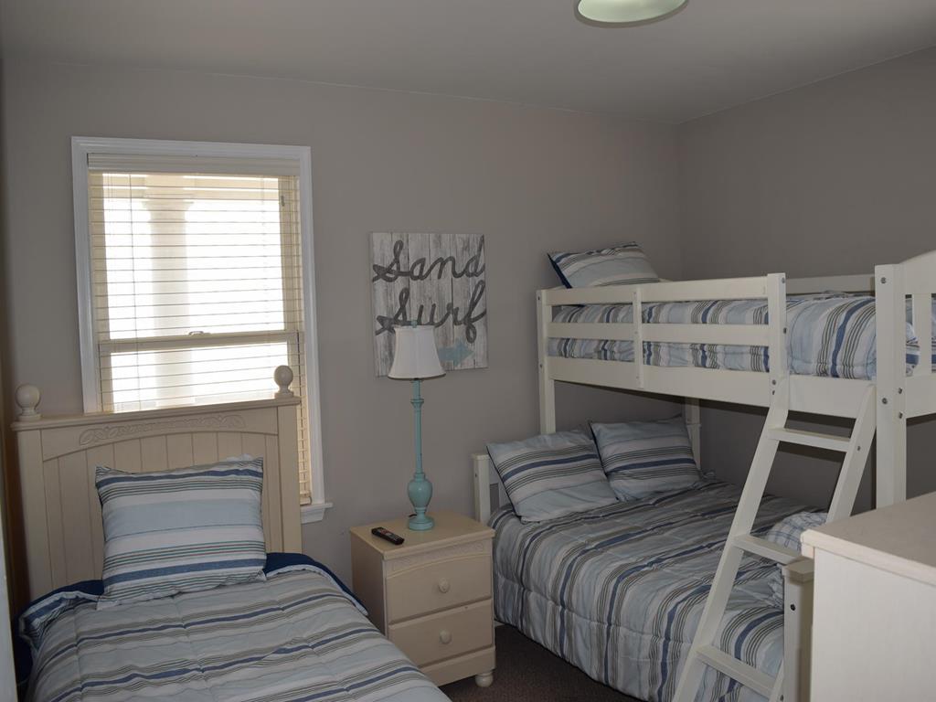 4404 Pleasure Avenue, Sea Isle City (Beach Block)