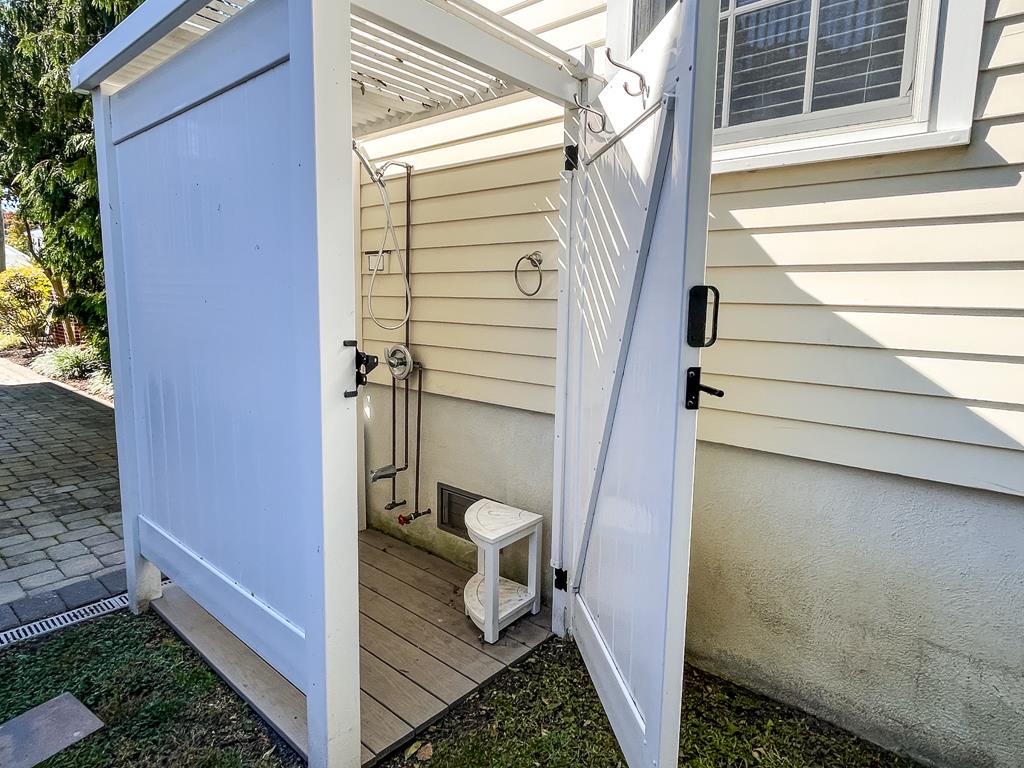 285 Windsor Ave | Photo 23