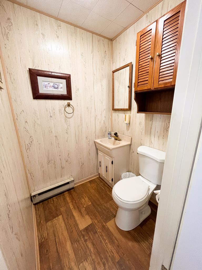 Village Green Twin - Virginia Ave | Photo 16