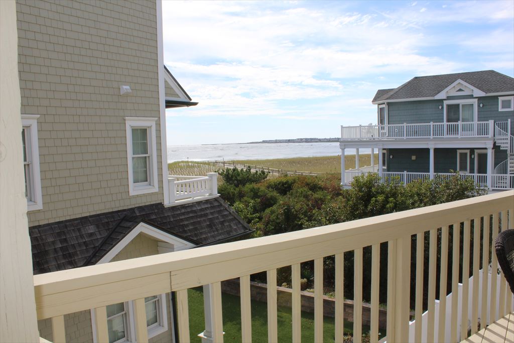 8803 Pleasure Avenue, Sea Isle City (Beach Block)