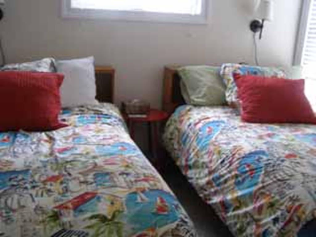 7404 Pleasure Avenue, Sea Isle City (Beach Block)