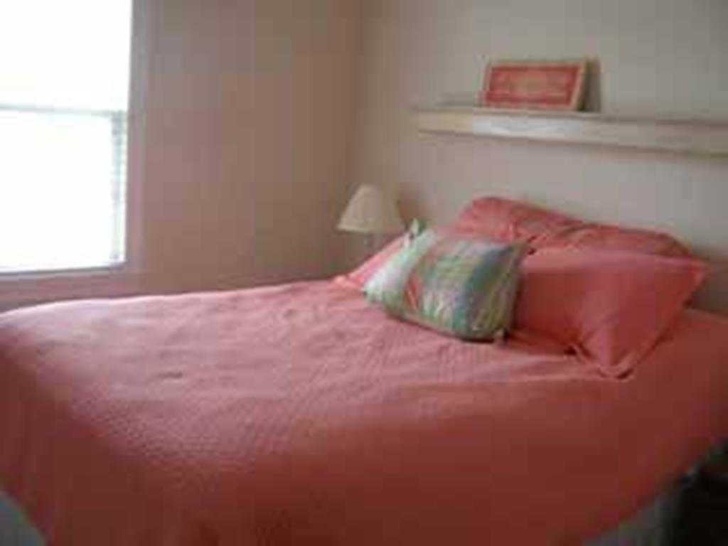 7404 Pleasure Avenue, Sea Isle City (Beach Block)