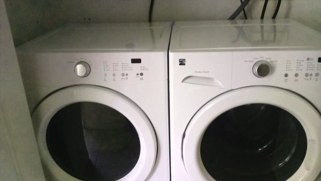 washer & dryer on main level