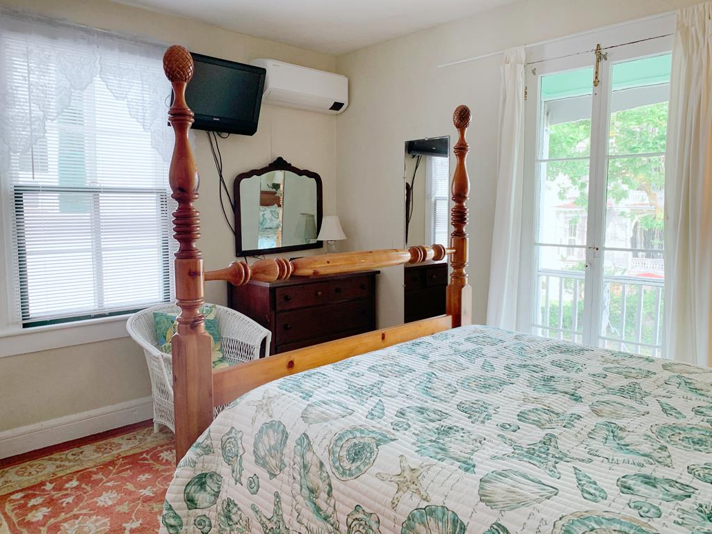 BEACH BLOCK, SLEEPS 15 | Photo 15
