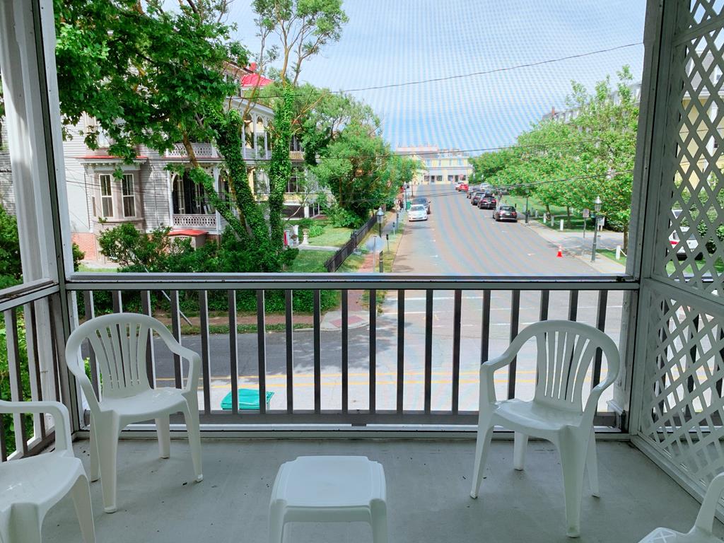 BEACH BLOCK, SLEEPS 15 | Photo 16