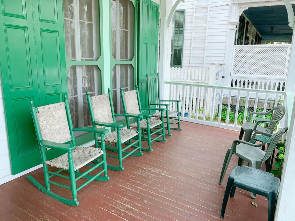 BEACH BLOCK, SLEEPS 15 | Photo 4