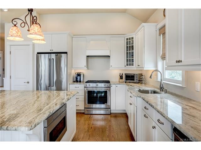 810 N Atlantic Avenue, Beach Haven (Ocean Side)