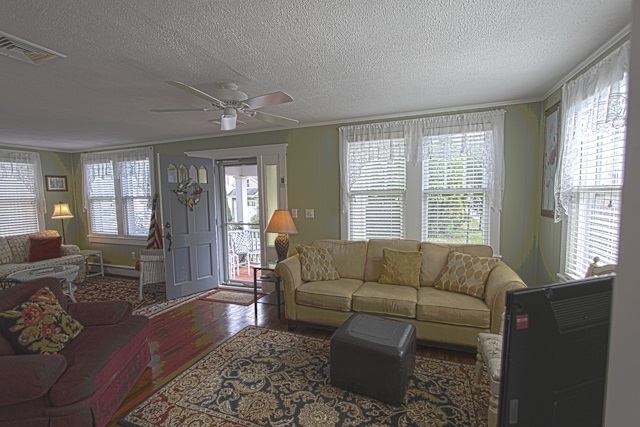 201 North Street | Photo 5