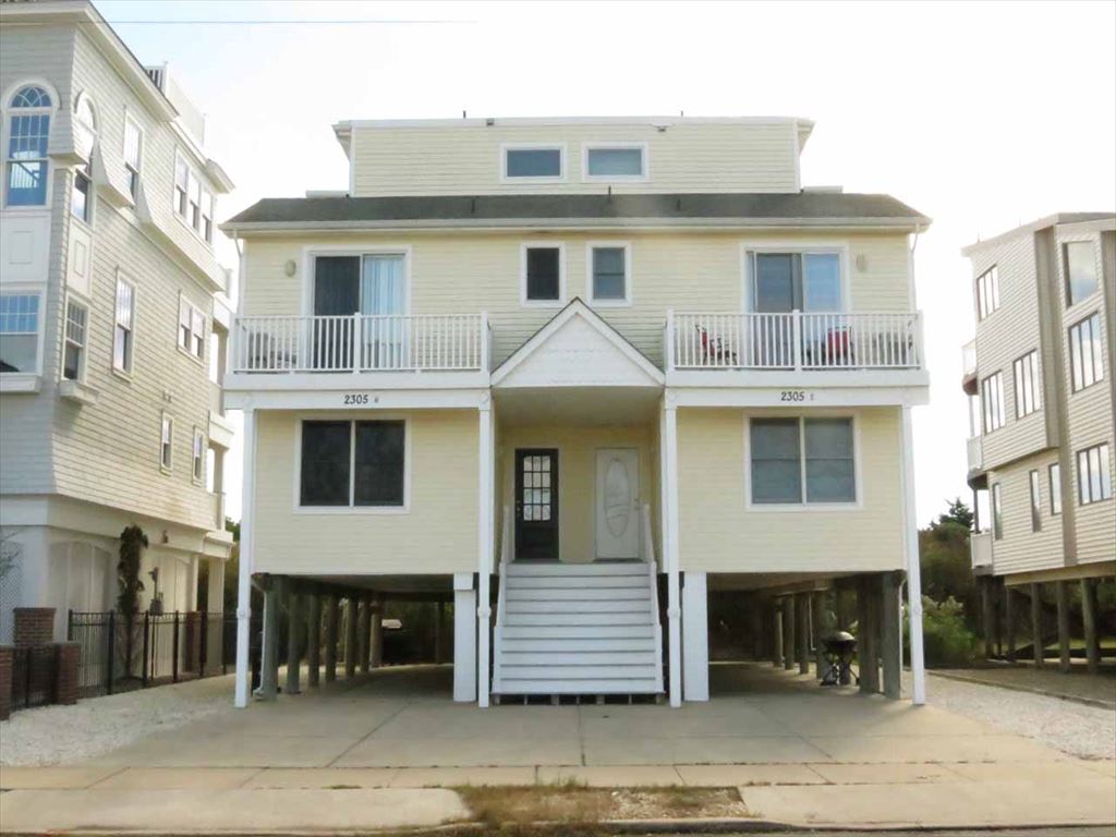 2305 Landis Avenue North - Picture 