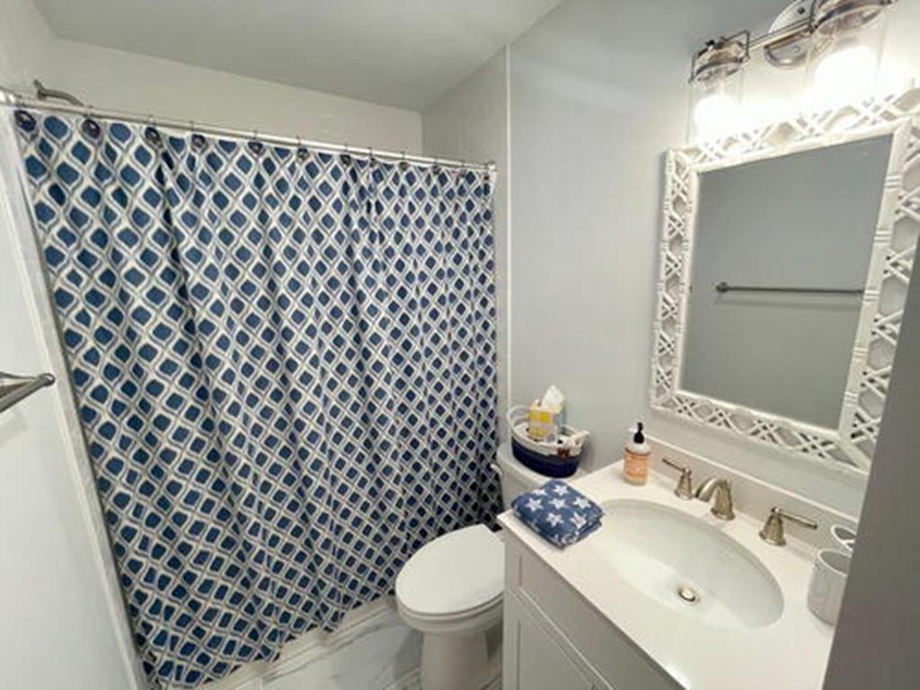 7204 Central Avenue - Picture 