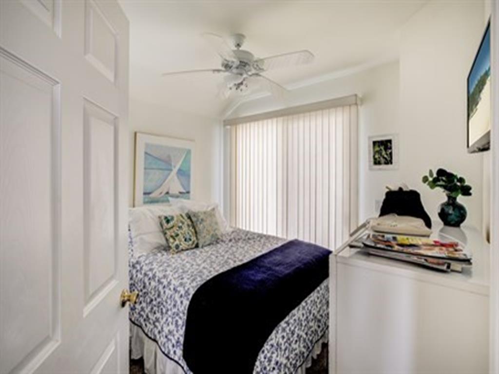 206 E 31st Street, 2nd, Beach Haven Gardens (Ocean Front)