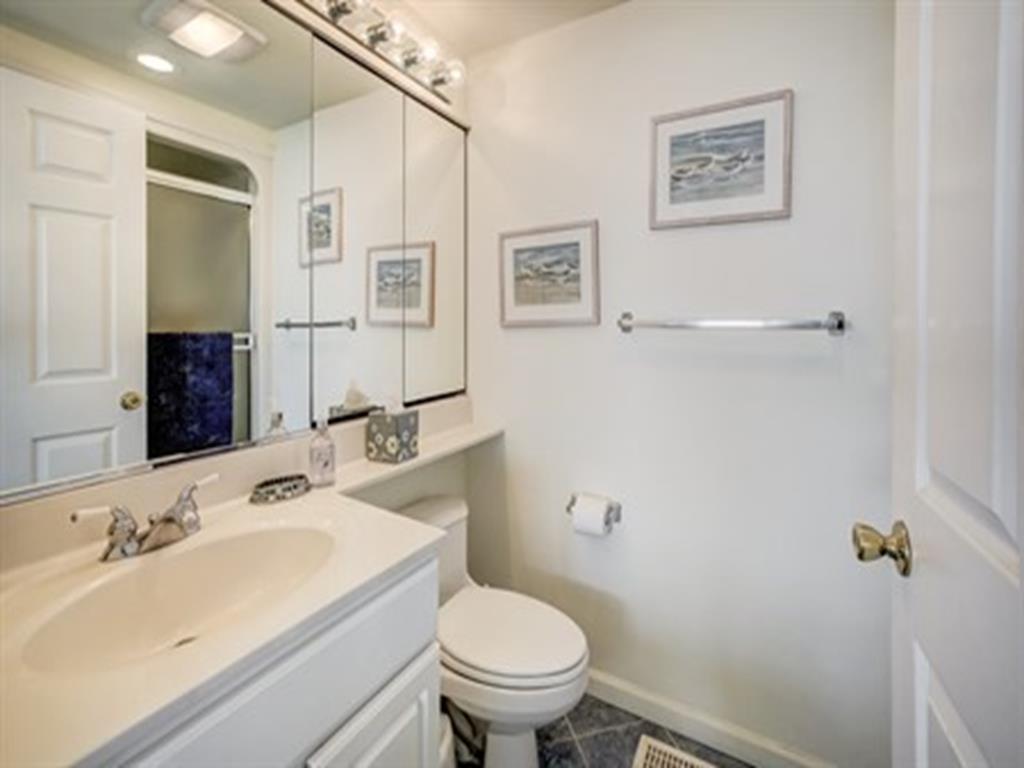 206 E 31st Street, 2nd, Beach Haven Gardens (Ocean Front)