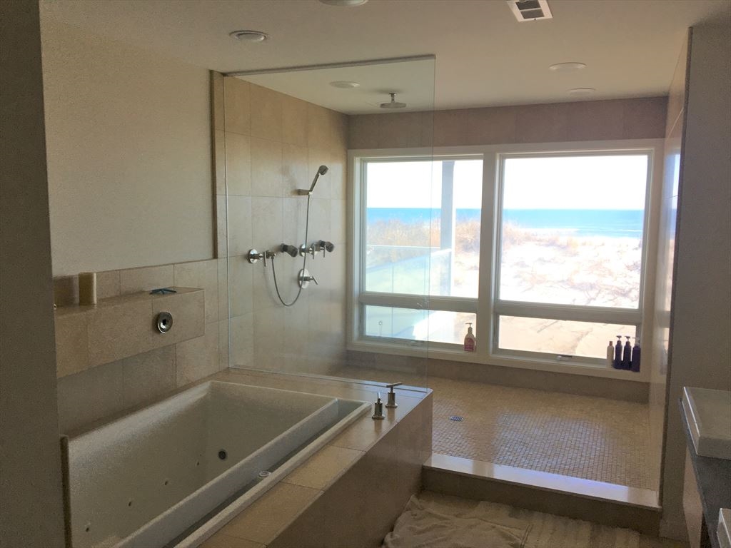 122 E. Bayberry Drive, Peahala Park (Ocean Front)