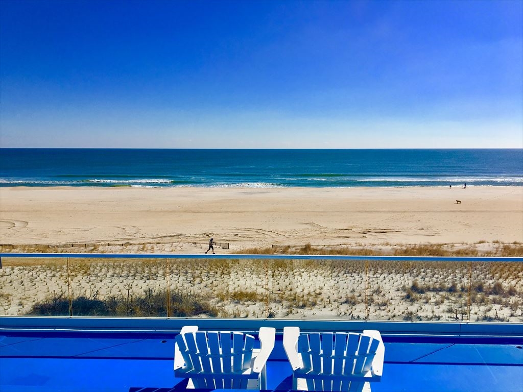 122 E. Bayberry Drive, Peahala Park (Ocean Front)