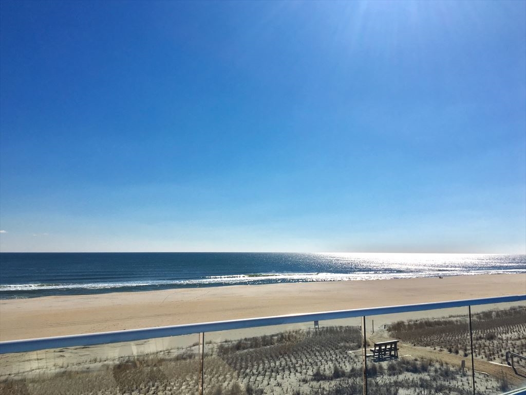 122 E. Bayberry Drive, Peahala Park (Ocean Front)