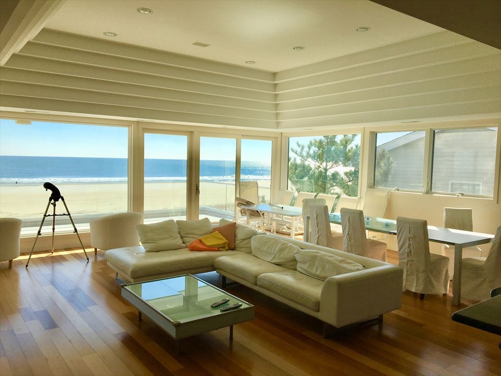 122 E. Bayberry Drive, Peahala Park (Ocean Front)