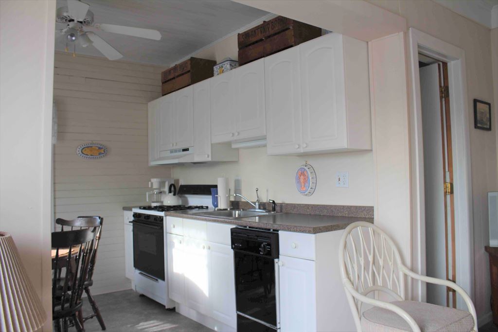 201 Amber Street, Beach Haven (Ocean Side)