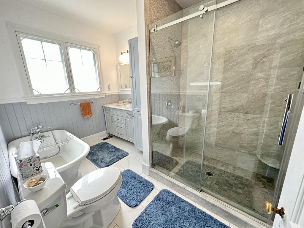 Kane on Kearney - 2 Blocks To The Beach! | Photo 19