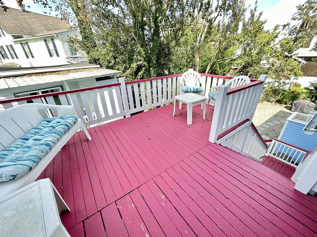 Kane on Kearney - 2 Blocks To The Beach! | Photo 21