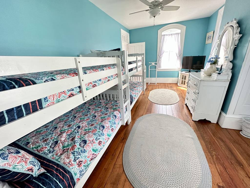 Kane on Kearney - 2 Blocks To The Beach! | Photo 26