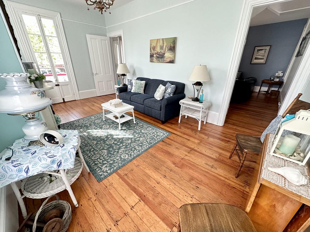 Kane on Kearney - 2 Blocks To The Beach! | Photo 10