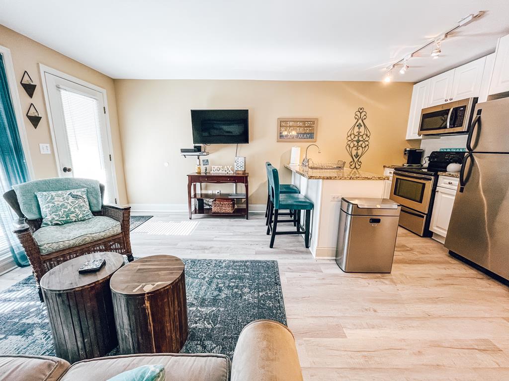 Driftwood Condo Unit 11 Jersey Cape Realty