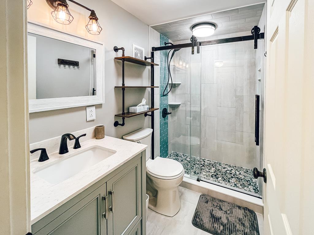 Driftwood Condo Unit 11 | Photo 11