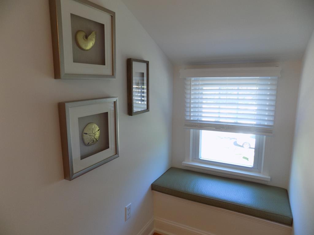 Wild Rose Manor | Photo 17