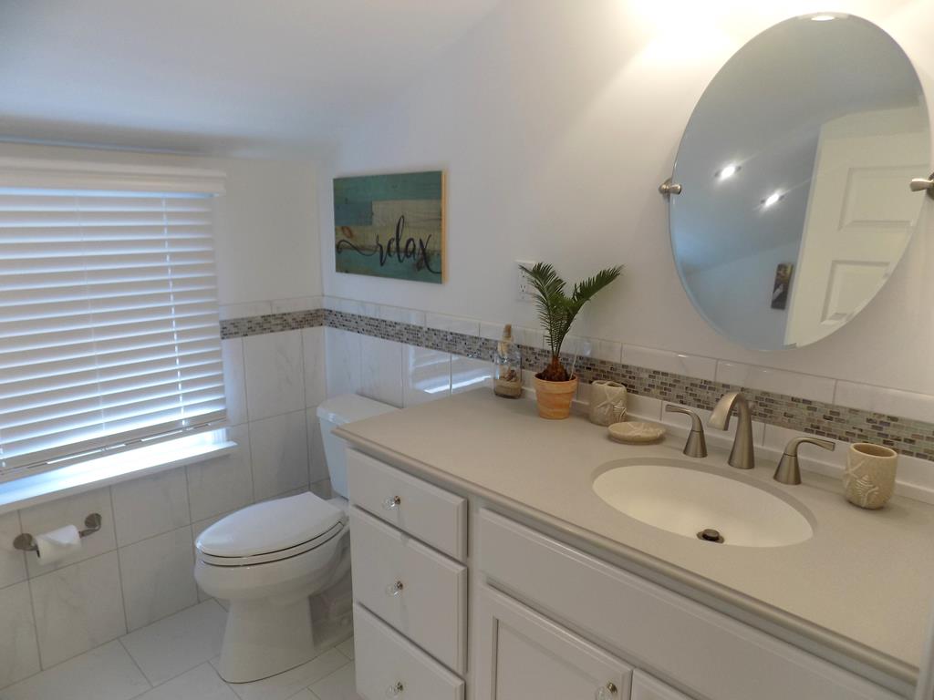 Wild Rose Manor | Photo 18