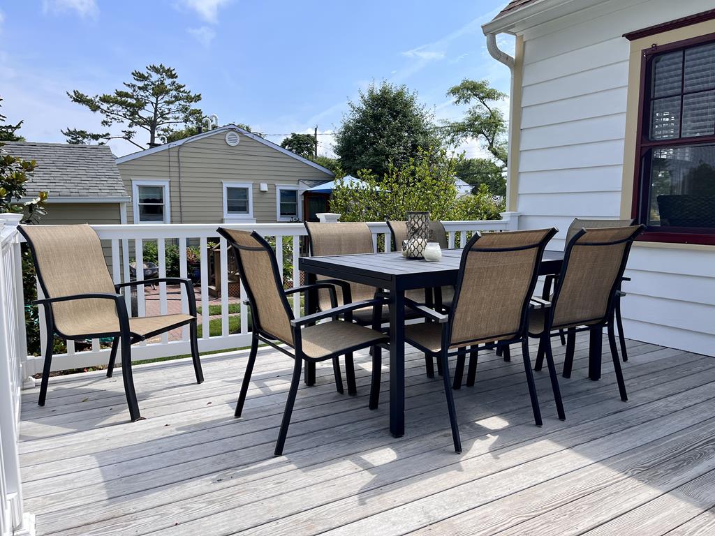 Wild Rose Manor | Photo 32