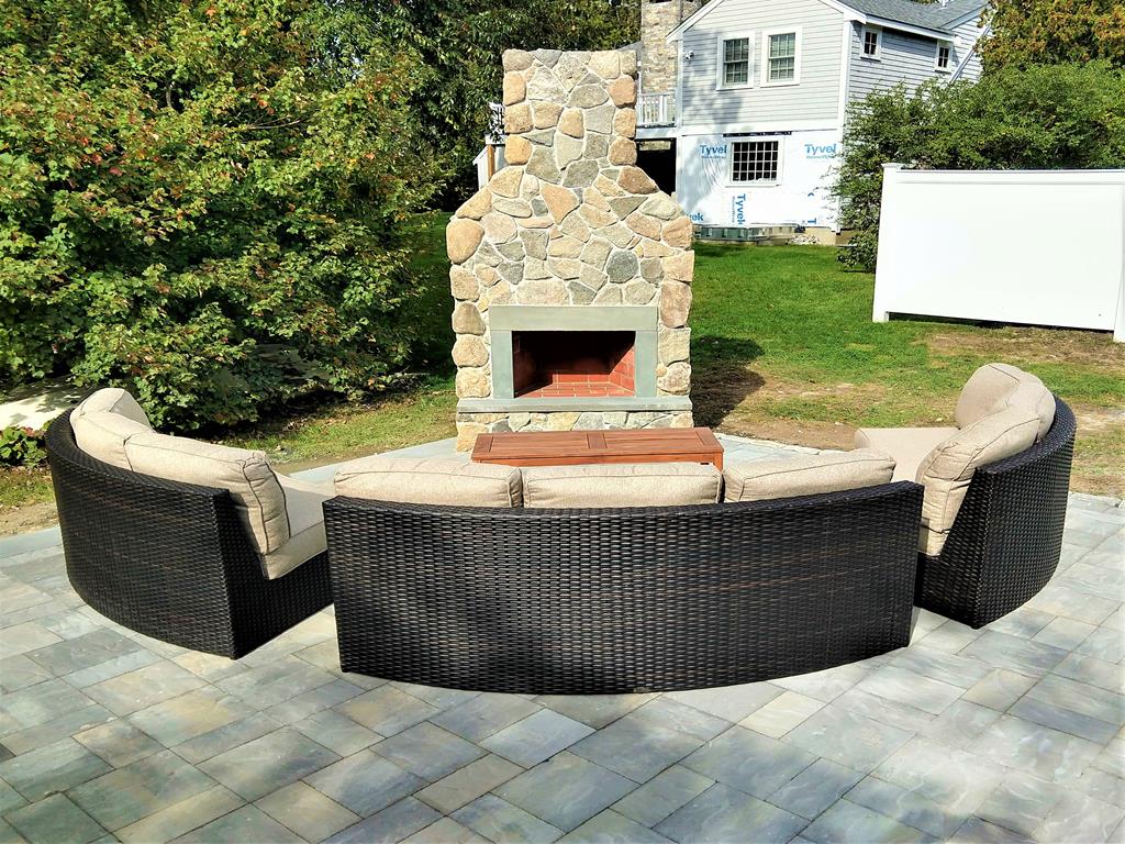 BRAND NEW OUTDOOR FIREPLACE AND PATIO!