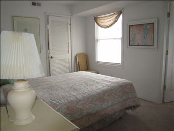 86 E 21st Street - Picture 8