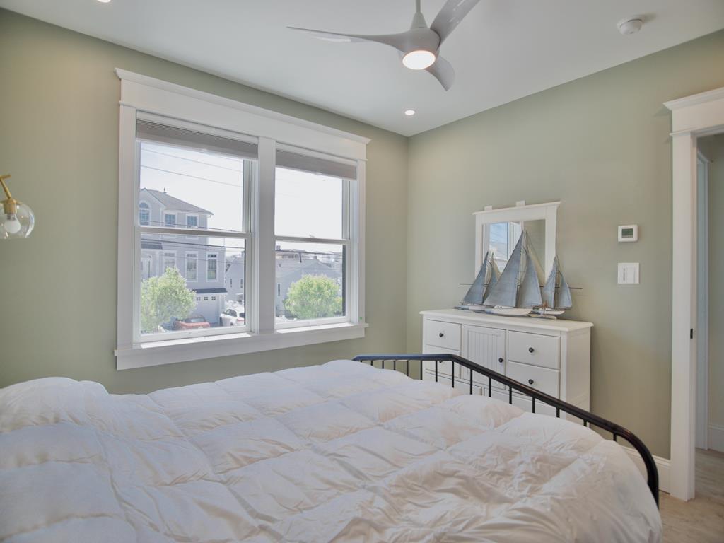 4434 Venicean Road, Sea Isle City (Bay Front)