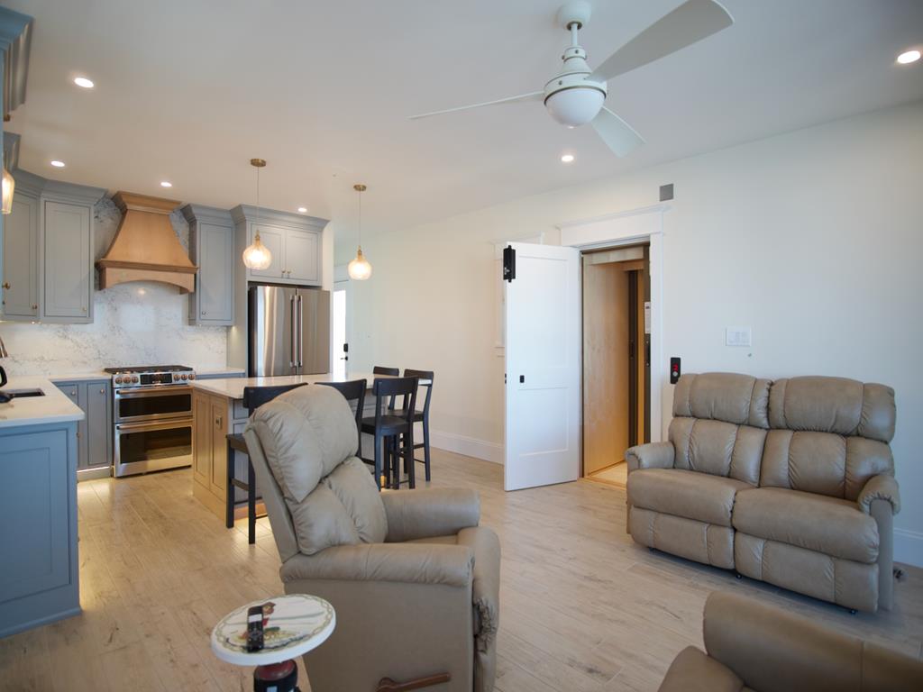 4434 Venicean Road, Sea Isle City (Bay Front)