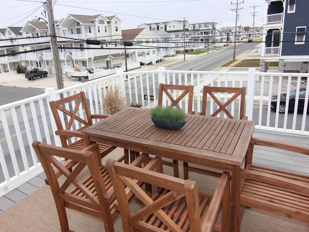 54 79th Street, Sea Isle City (Beach Block)