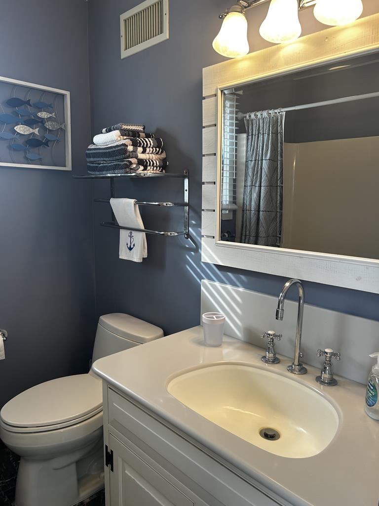 15 W. South 31st Street, Beach Haven Gardens (Bay Block)