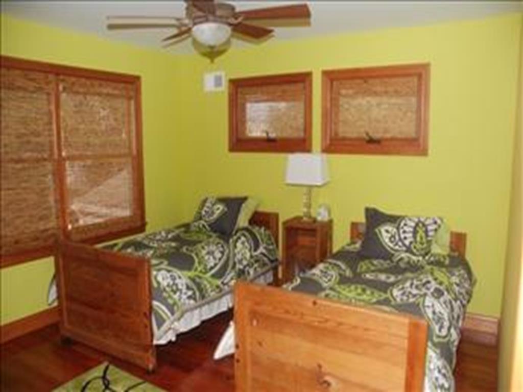 2201 Beach Avenue, Spray Beach (Ocean Side)