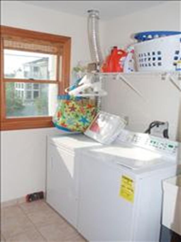 2201 Beach Avenue, Spray Beach (Ocean Side)