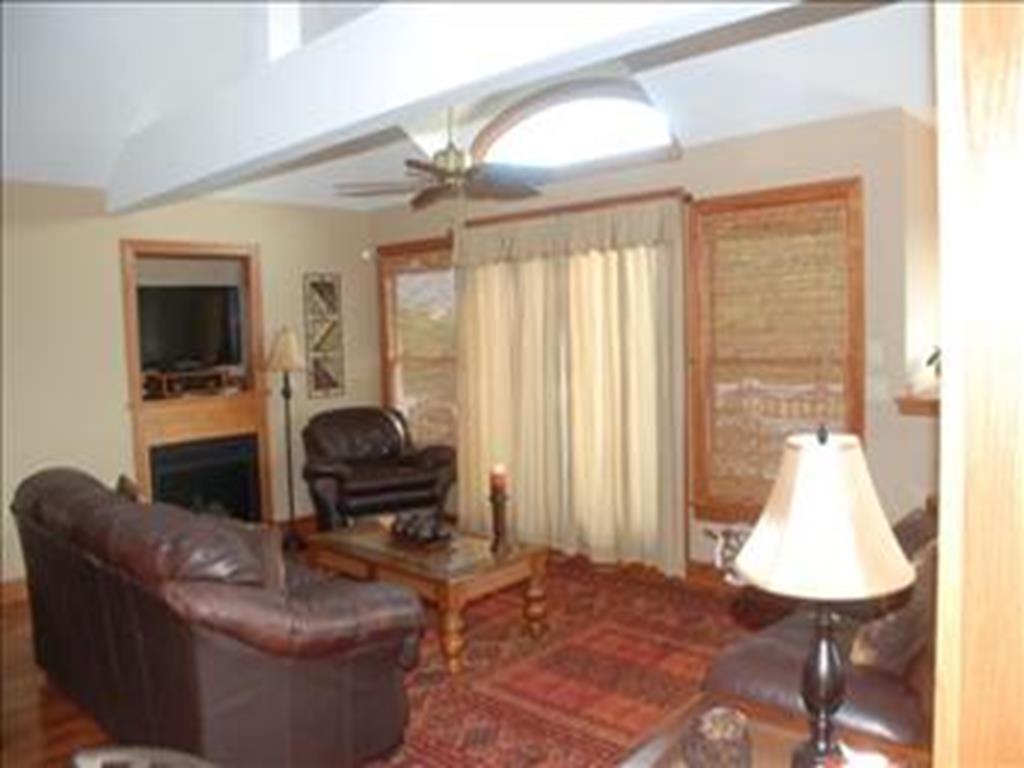 2201 Beach Avenue, Spray Beach (Ocean Side)