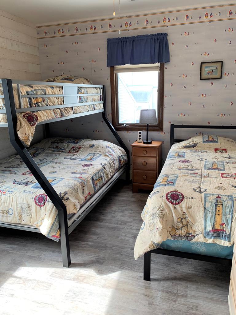 16 W Culver Avenue (76th), Beach Haven Crest (Bay Side)