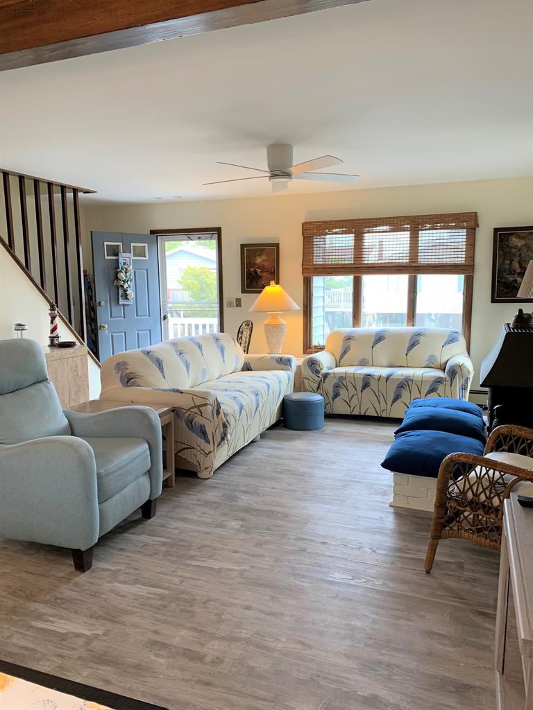 16 W Culver Avenue (76th), Beach Haven Crest (Bay Side)