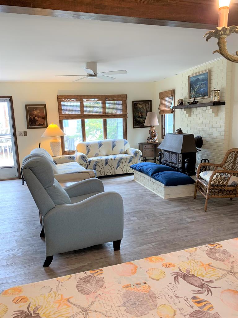 16 W Culver Avenue (76th), Beach Haven Crest (Bay Side)