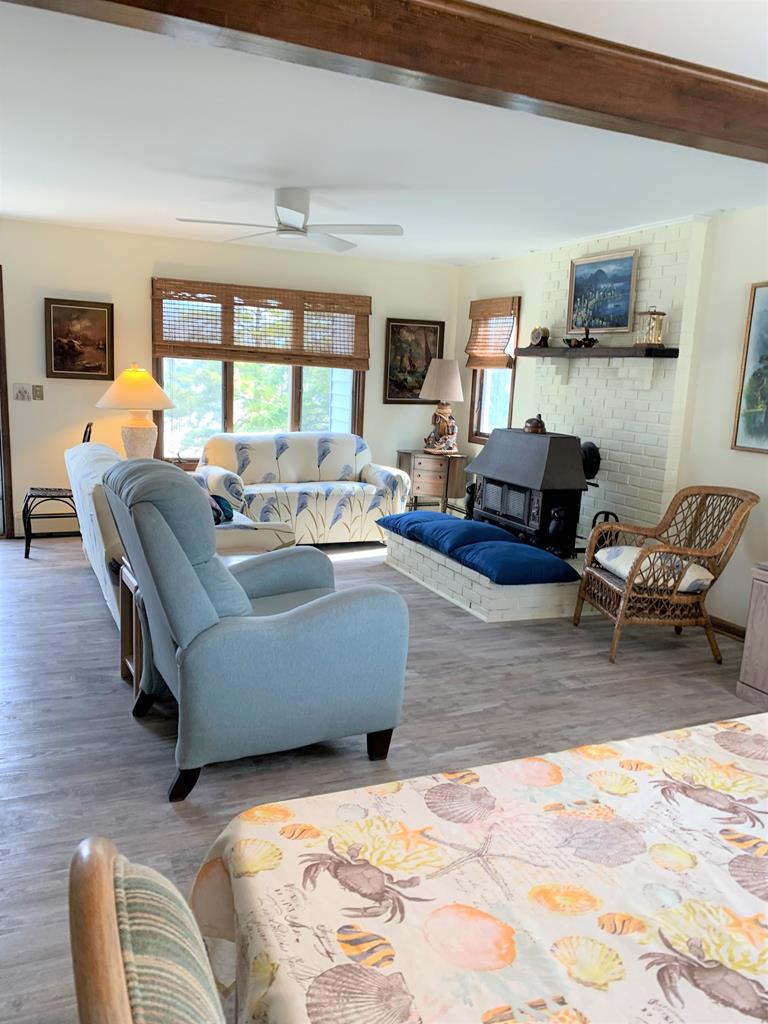 16 W Culver Avenue (76th), Beach Haven Crest (Bay Side)