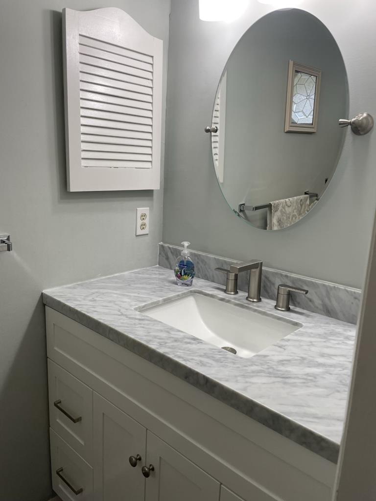 Charming 2 bed/1.5 bath close to beach! | Photo 13