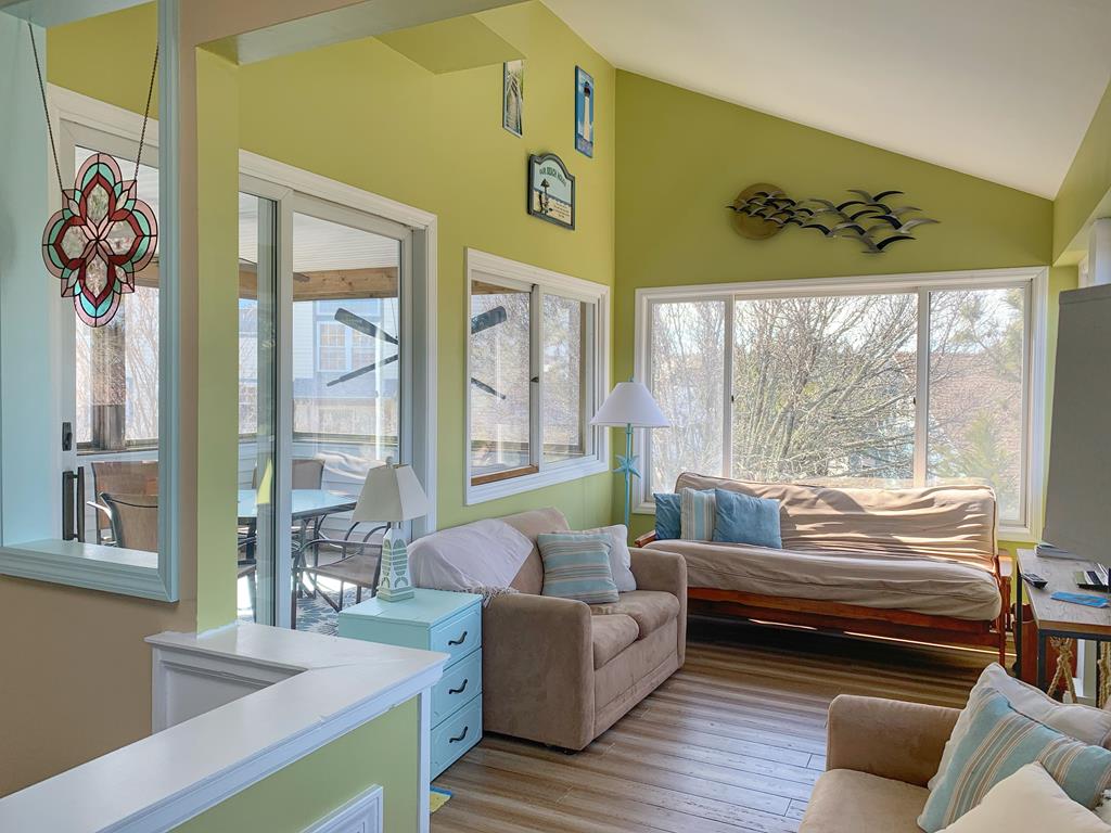 Salt Water Taffy | Photo 13