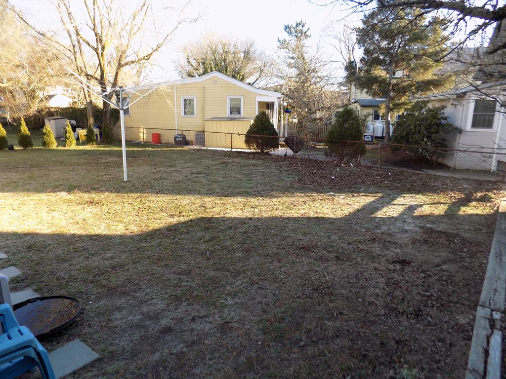 Salt Water Taffy | Photo 17