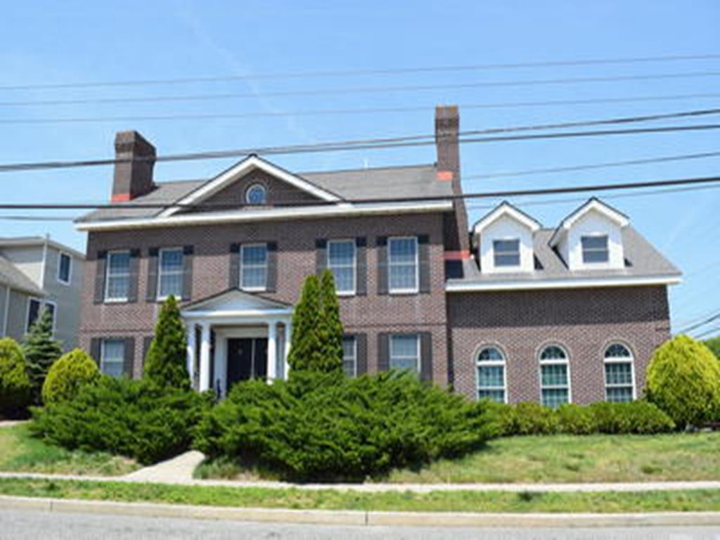 McCann Realtors 7922 Central Avenue, Sea Isle City