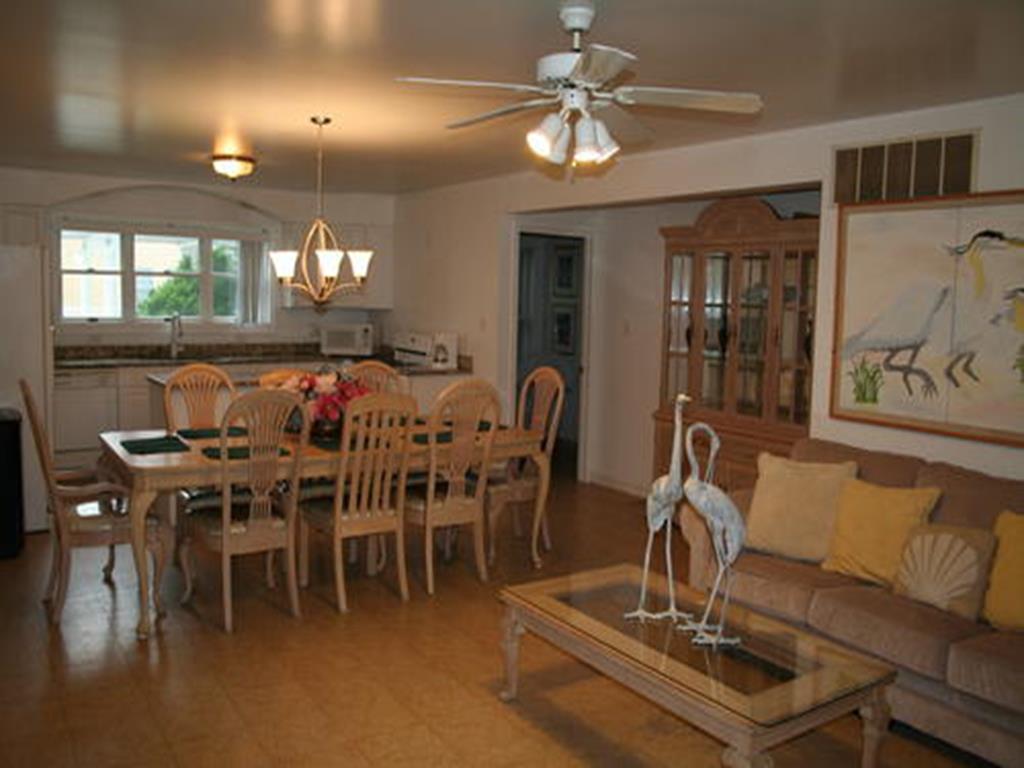 McCann Realtors 7922 Central Avenue, Sea Isle City